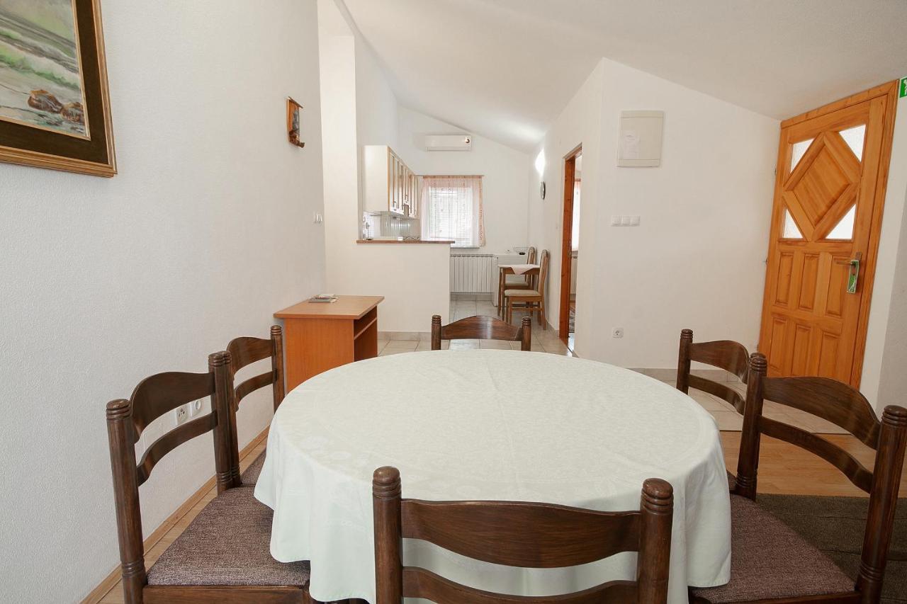 Giga Apartment Rakovica Exterior photo