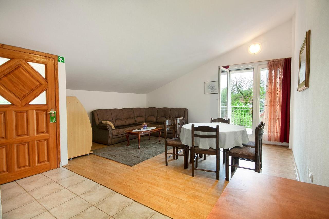 Giga Apartment Rakovica Exterior photo